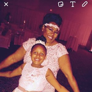 Meet your Posher, Cierra